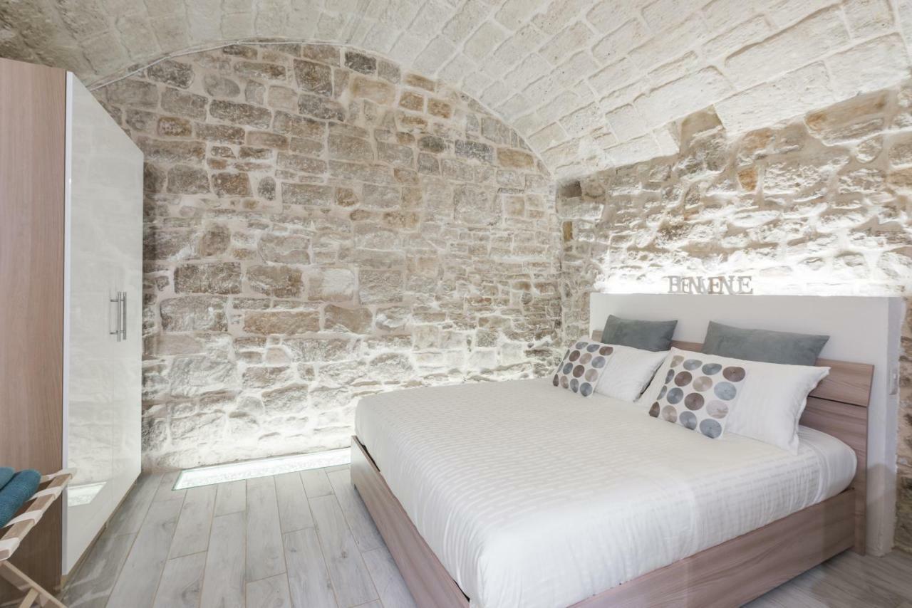San Nicola Old Town Apartment Casatuabari Exteriör bild